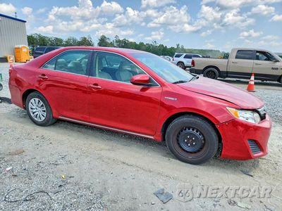 Czwarte zdjęcie samochodu z boku: 2012 TOYOTA CAMRY HYBRID LE VIN:4T1BD1FK6CU001979 - miniatura