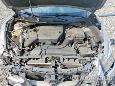 Zdjęcie 11 z 12 samochodu: 2016 NISSAN ALTIMA 2.5 SR VIN:1N4AL3AP8GC277728 - miniatura