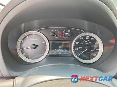 Zdjęcie 9 z 12 samochodu: 2014 NISSAN SENTRA SR VIN:3N1AB7AP2EL615438 - miniatura