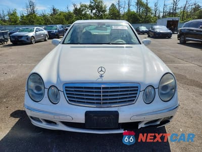 Piąte zdjęcie samochodu w środku: 2006 MERCEDES-BENZ E 350 VIN:WDBUF56J66A861536 - miniatura