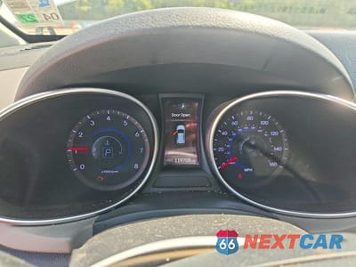 Zdjęcie 9 z 13 samochodu: 2013 HYUNDAI SANTA FE SPORT 2.0T VIN:5XYZU3LA7DG086943 - miniatura