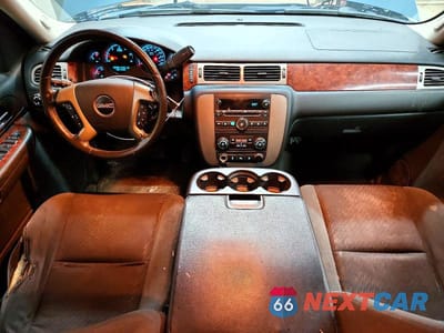 Zdjęcie 8 z 13 samochodu: 2009 GMC YUKON XL K1500 SLE VIN:1GKFK26349R205710 - miniatura