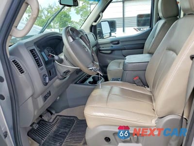 Zdjęcie 7 z 13 samochodu: 2014 NISSAN NV 3500 HD S VIN:5BZAF0AA9EN162293 - miniatura