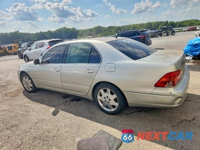 Drugie zdjęcie samochodu z przodu: 2002 LEXUS LS 430 VIN:JTHBN30F820086479 - miniatura