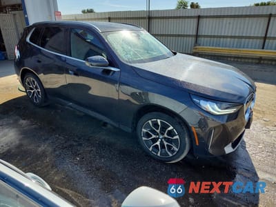 Czwarte zdjęcie samochodu z boku: 2026 BMW X3 30 XDRIVE VIN:5UX53GP07T9194195 - miniatura