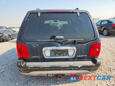 Zdjęcie 6 z 13 samochodu: 2001 LINCOLN NAVIGATOR VIN:5LMFU28R91LJ30932 - miniatura