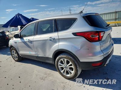 Drugie zdjęcie samochodu z przodu: 2019 FORD ESCAPE SE VIN:1FMCU0GD7KUB85780 - miniatura