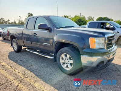 Czwarte zdjęcie samochodu z boku: 2009 GMC SIERRA K1500 SLE VIN:2GTEK290491122747 - miniatura