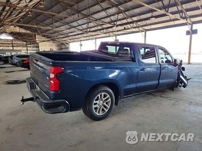 Trzecie zdjęcie samochodu z tyłu: 2022 CHEVROLET SILVERADO LTD K1500 RST VIN:3GCUYEED1NG210869 - miniatura