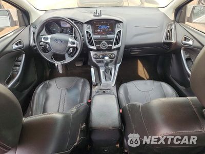 Zdjęcie 8 z 12 samochodu: 2013 FORD FOCUS TITANIUM VIN:1FADP3J21DL144732 - miniatura