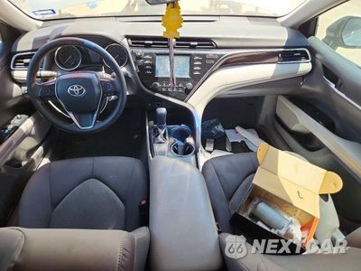 Zdjęcie 8 z 12 samochodu: 2018 TOYOTA CAMRY L VIN:4T1B11HK9JU089381 - miniatura