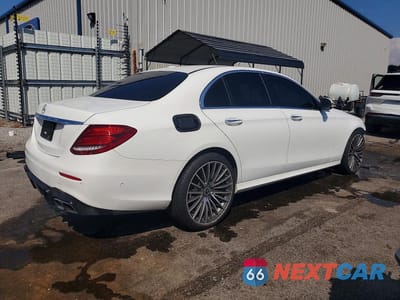Trzecie zdjęcie samochodu z tyłu: 2017 MERCEDES-BENZ E 300 VIN:WDDZF4JB4HA098698 - miniatura