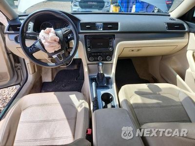 Zdjęcie 15 z 24 samochodu: 2014 VOLKSWAGEN PASSAT SE VIN:1VWBN7A31EC080942 - miniatura