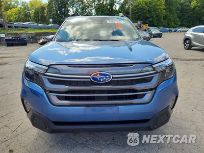 Piąte zdjęcie samochodu w środku: 2025 SUBARU FORESTER PREMIUM VIN:JF2SLDDC3SH523854 - miniatura