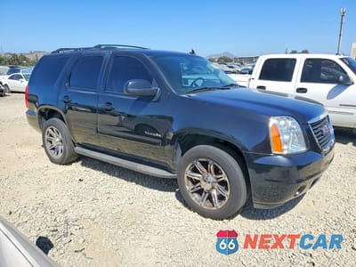 Czwarte zdjęcie samochodu z boku: 2013 GMC YUKON SLE VIN:1GKS1AE06DR275446 - miniatura