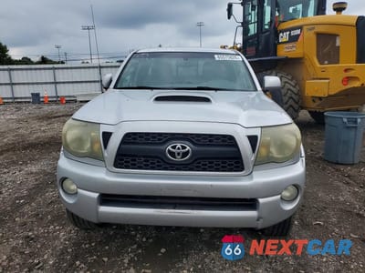 Piąte zdjęcie samochodu w środku: 2011 TOYOTA TACOMA V6 VIN:5TFUU4EN5BX002256 - miniatura