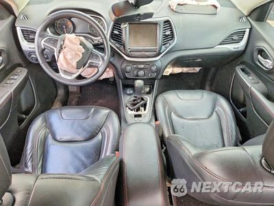 Zdjęcie 8 z 12 samochodu: 2016 JEEP CHEROKEE TRAILHAWK VIN:1C4PJMBS4GW323010 - miniatura