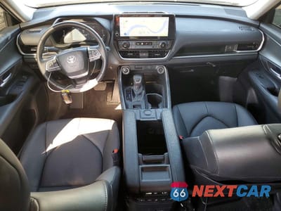 Zdjęcie 8 z 13 samochodu: 2024 TOYOTA GRAND HIGHLANDER HYBRID XLE VIN:5TDACAB57RS012330 - miniatura