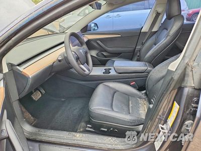 Zdjęcie 7 z 12 samochodu: 2023 TESLA MODEL 3 VIN:5YJ3E1EAXPF601563 - miniatura