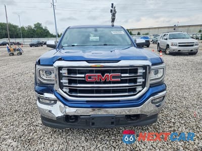 Piąte zdjęcie samochodu w środku: 2018 GMC SIERRA K1500 SLT VIN:3GTU2NEC0JG127601 - miniatura