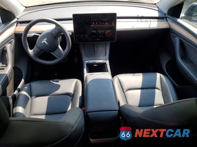 Zdjęcie 8 z 13 samochodu: 2024 TESLA MODEL Y VIN:7SAYGDEE8RA244598 - miniatura