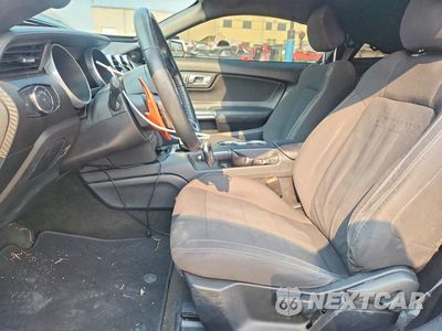 Zdjęcie 7 z 13 samochodu: 2019 FORD MUSTANG VIN:1FA6P8TH5K5102105 - miniatura