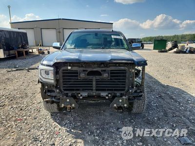 Piąte zdjęcie samochodu w środku: 2018 GMC SIERRA K1500 SLE VIN:3GTU2MEC6JG160385 - miniatura