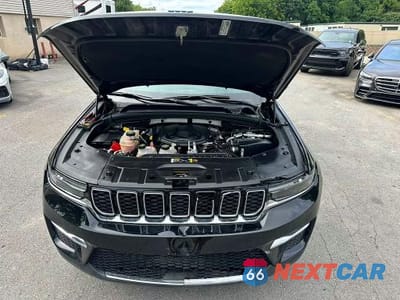 Zdjęcie 9 z 10 samochodu: 2024 JEEP GRAND CHEROKEE LIMITED 4XE VIN:1C4RJYB69R8959237 - miniatura