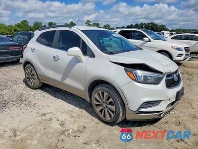 Czwarte zdjęcie samochodu z boku: 2020 BUICK ENCORE PREFERRED VIN:KL4CJASB1LB010313 - miniatura
