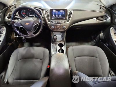 Zdjęcie 8 z 12 samochodu: 2020 CHEVROLET MALIBU RS VIN:1G1ZG5ST3LF147513 - miniatura