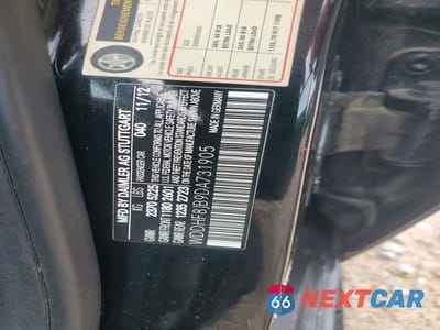 Zdjęcie 12 z 12 samochodu: 2013 MERCEDES-BENZ E 350 4MATIC VIN:WDDHF8JB9DA731905 - miniatura