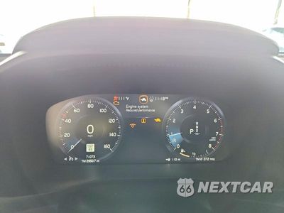 Zdjęcie 9 z 12 samochodu: 2020 VOLVO XC40 T5 R-DESIGN VIN:YV4162UM5L2348653 - miniatura