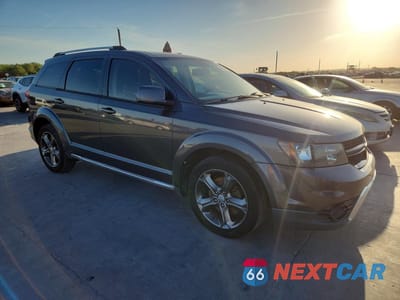 Czwarte zdjęcie samochodu z boku: 2015 DODGE JOURNEY CROSSROAD VIN:3C4PDCGG7FT622906 - miniatura