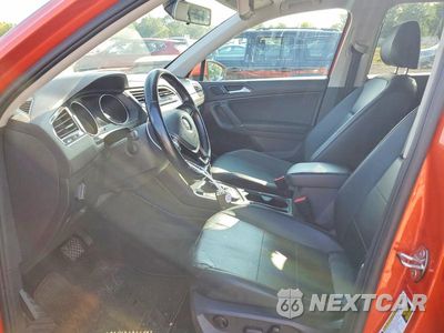 Zdjęcie 7 z 13 samochodu: 2018 VOLKSWAGEN TIGUAN SE VIN:3VV2B7AX4JM164200 - miniatura