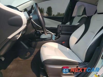 Zdjęcie 7 z 14 samochodu: 2021 TOYOTA PRIUS XLE AWD-E VIN:JTDL9MFU6M3030161 - miniatura