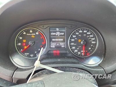 Zdjęcie 9 z 12 samochodu: 2018 AUDI A3 PREMIUM VIN:WAUAUGFF2J1005190 - miniatura