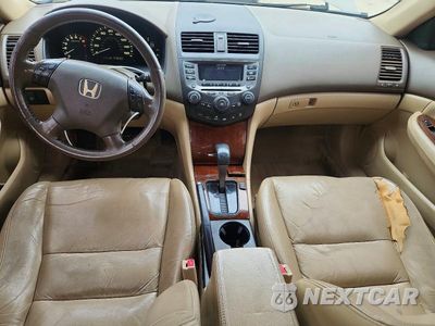 Zdjęcie 8 z 13 samochodu: 2007 HONDA ACCORD EX VIN:1HGCM66517A050936 - miniatura