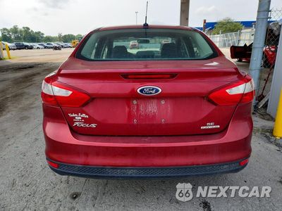 Zdjęcie 6 z 12 samochodu: 2014 FORD FOCUS SE VIN:1FADP3F26EL128469 - miniatura