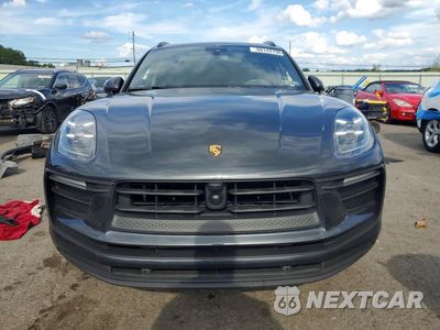 Piąte zdjęcie samochodu w środku: 2025 PORSCHE MACAN BASE VIN:WP1AA2A57SLB03150 - miniatura