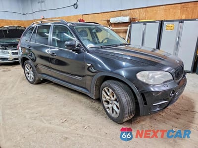 Czwarte zdjęcie samochodu z boku: 2012 BMW X5 XDRIVE35I VIN:5UXZV4C58CL754689 - miniatura