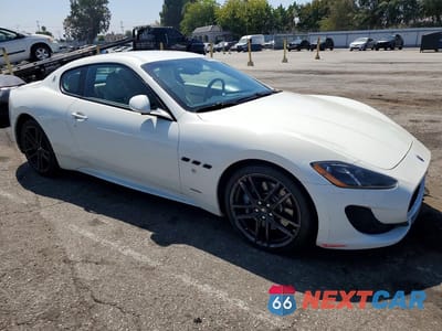 Czwarte zdjęcie samochodu z boku: 2017 MASERATI GRANTURISMO S VIN:ZAM45VLA2H0222437 - miniatura
