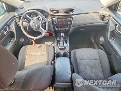Zdjęcie 8 z 12 samochodu: 2019 NISSAN ROGUE SV VIN:5N1AT2MV1KC749285 - miniatura