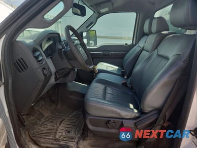 Zdjęcie 7 z 12 samochodu: 2016 FORD F550 SUPER DUTY VIN:1FDUF5GY3GEC07435 - miniatura