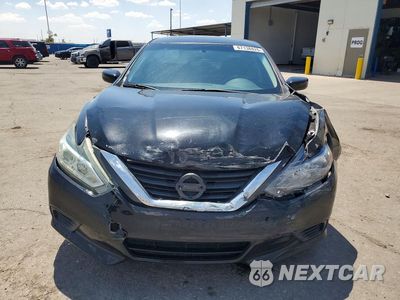 Piąte zdjęcie samochodu w środku: 2016 NISSAN ALTIMA 2.5 S VIN:1N4AL3AP7GC152736 - miniatura