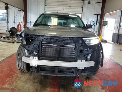 Piąte zdjęcie samochodu w środku: 2021 FORD EXPLORER XLT VIN:1FMSK8DH1MGC45884 - miniatura
