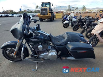 Trzecie zdjęcie samochodu z tyłu: 2016 HARLEY-DAVIDSON FLHX STREET GLIDE VIN:1HD1KBM14GB607903 - miniatura