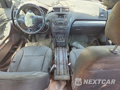 Zdjęcie 8 z 12 samochodu: 2018 FORD EXPLORER POLICE INTERCEPTOR VIN:1FM5K8AR0JGA83669 - miniatura