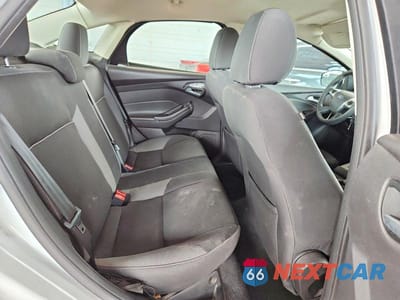 Zdjęcie 10 z 12 samochodu: 2014 FORD FOCUS SE VIN:1FADP3F27EL382398 - miniatura