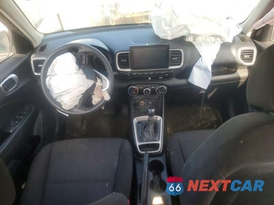 Zdjęcie 8 z 13 samochodu: 2021 HYUNDAI VENUE SE VIN:KMHRB8A3XMU099848 - miniatura