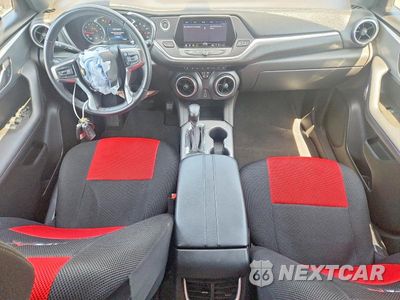 Zdjęcie 8 z 13 samochodu: 2019 CHEVROLET BLAZER 1LT VIN:3GNKBBRA9KS682423 - miniatura